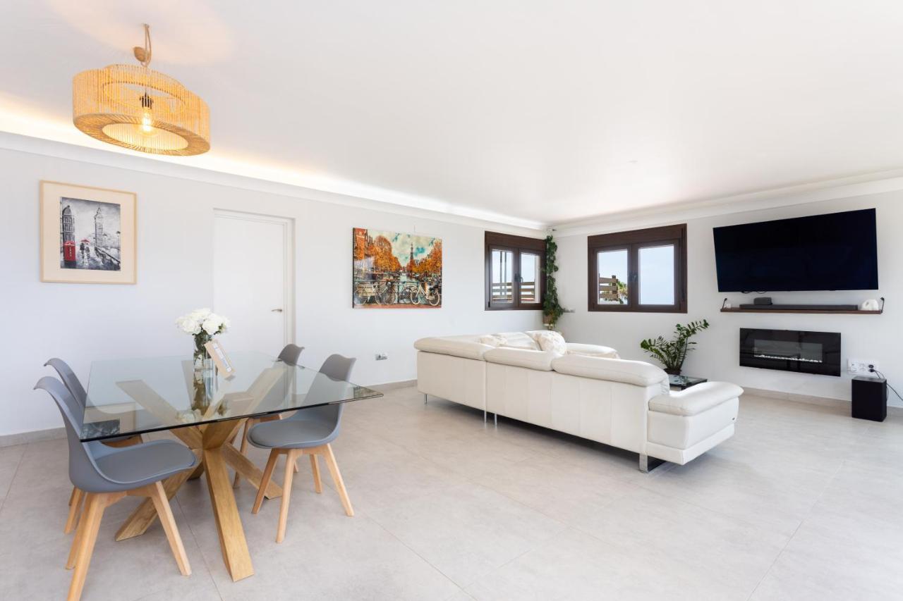 Home2Book Villa Alessandro, Design & Comfort Саусаль Экстерьер фото